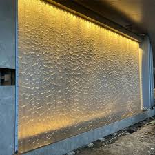 Mesh Waterfall